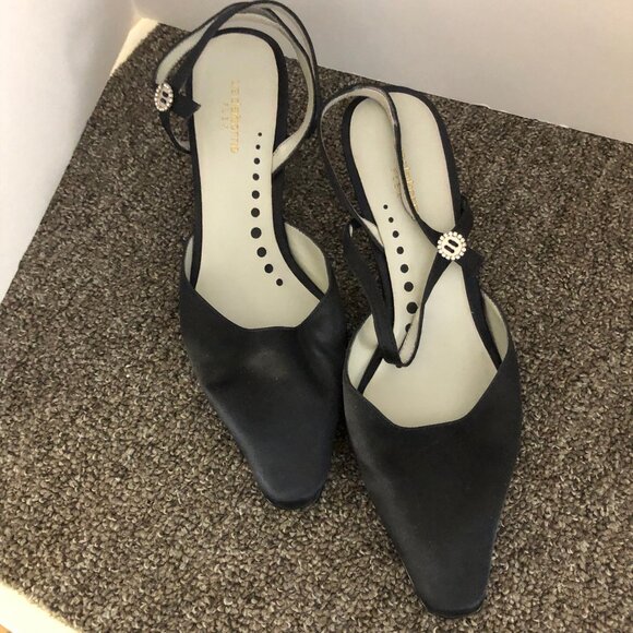Liz Claiborne Navy Satin Heels - Picture 1 of 4